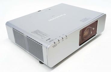 Panasonic PT-F200NT Wi-Fi Beamer Projektor 3500 ANSI Lumen LCD XGA 1024x768